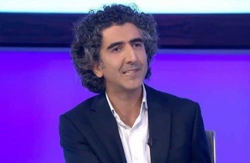 از خودتان نمی پرسید چرا این چهره رسانه ای اپوزیسیون طرفدار شما شده است؟